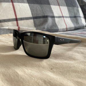 Oakley sunglasses